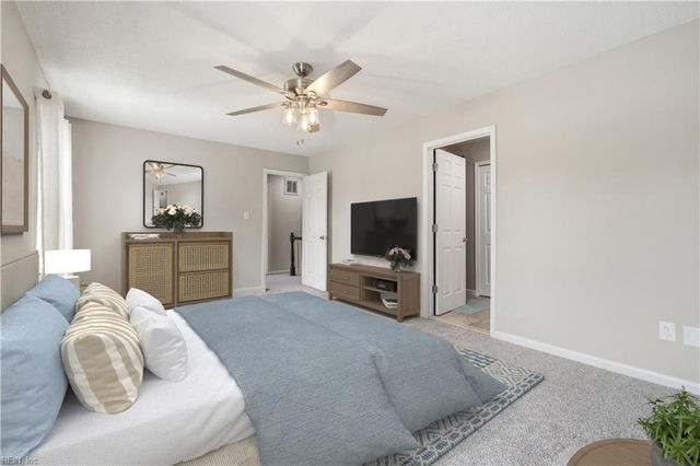 3805 Meadowbridge LN, Virginia Beach, VA 23452