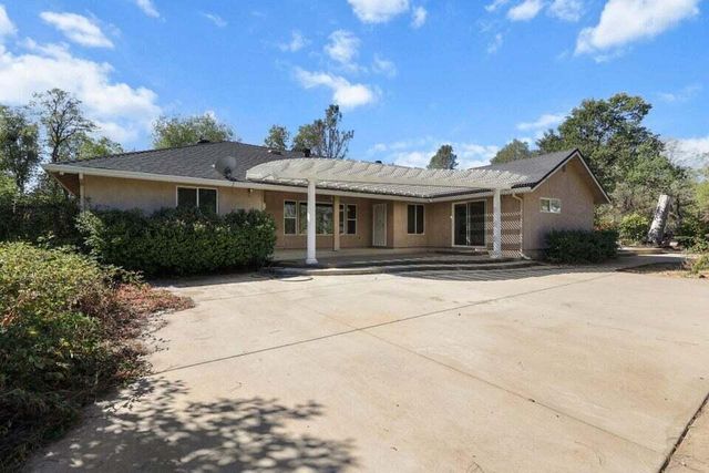 16840 Hawthorne Avenue, Anderson, CA 96007