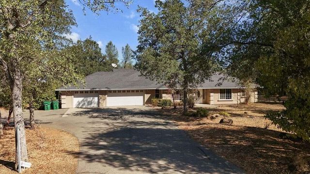 16840 Hawthorne Avenue, Anderson, CA 96007