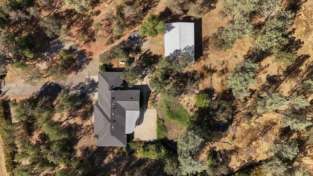 16840 Hawthorne Avenue, Anderson, CA 96007