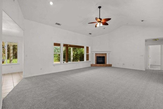 16840 Hawthorne Avenue, Anderson, CA 96007