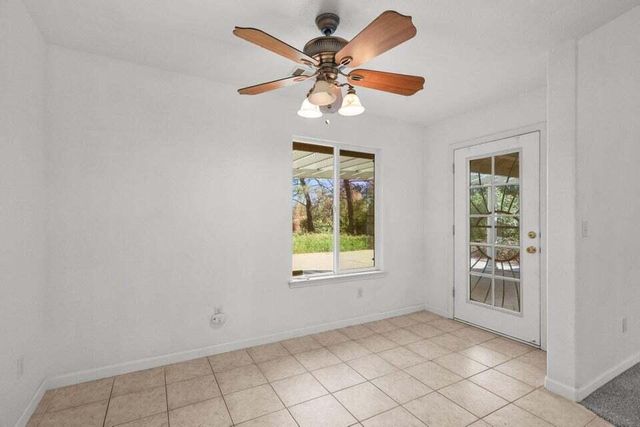 16840 Hawthorne Avenue, Anderson, CA 96007