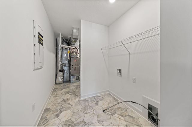 11046 203rd Street W, Lakeville, MN 55044