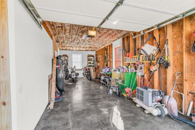 2450 Scotty Parker Rd, Portland, TN 37148