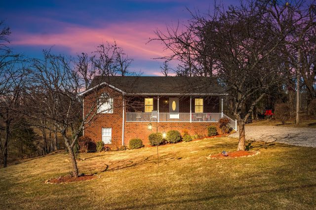 2450 Scotty Parker Rd, Portland, TN 37148