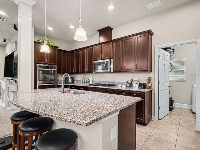 7508 SEA LILLY COURT, Apollo Beach, FL 33572