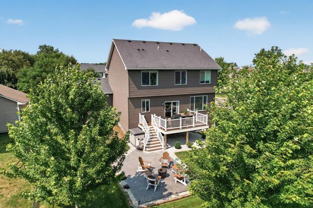 625 Kadler Avenue NE, Hanover, MN 55341