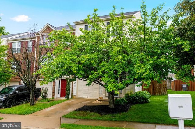15720 VIEWPOINT CIR, Dumfries, VA 22025