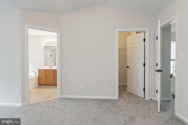15720 VIEWPOINT CIR, Dumfries, VA 22025