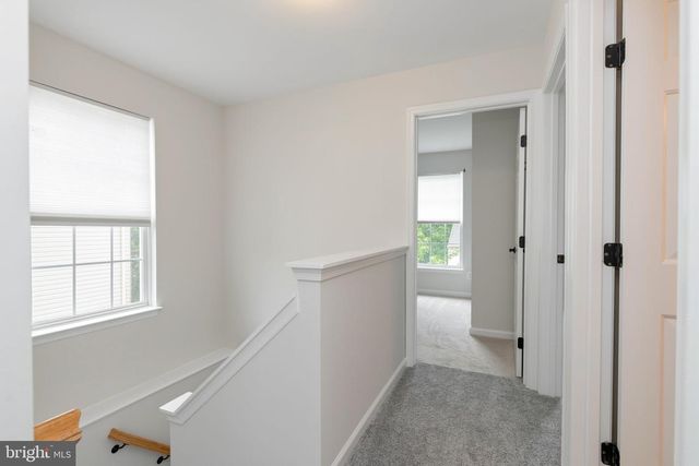 15720 VIEWPOINT CIR, Dumfries, VA 22025