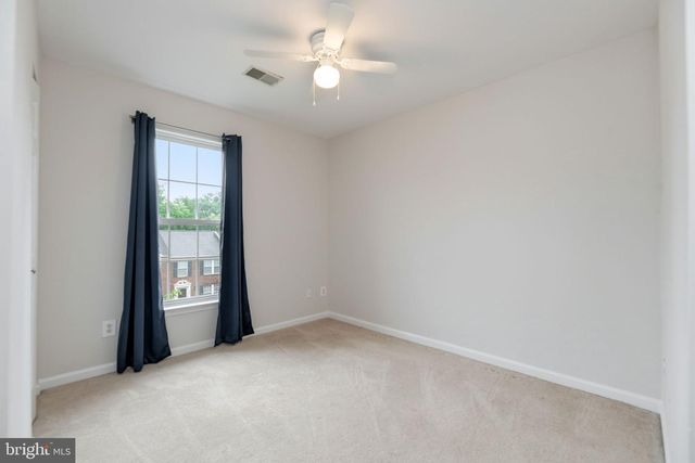15720 VIEWPOINT CIR, Dumfries, VA 22025