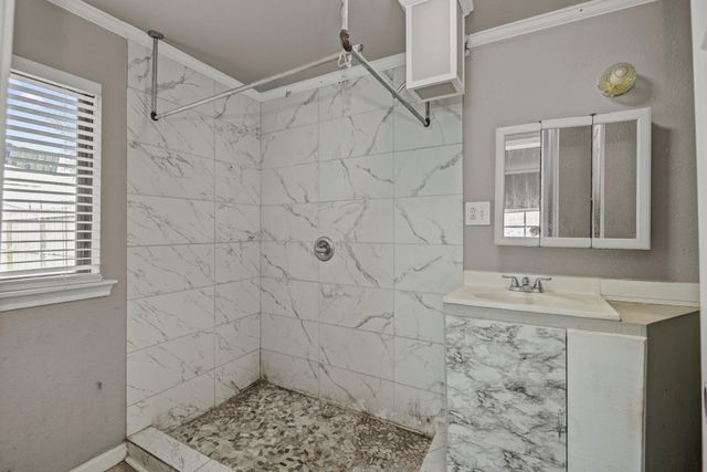 14339 Foxford Way, Houston, TX 77015