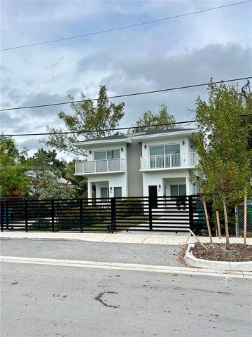 37 NW 70th St B, Miami, FL 33150