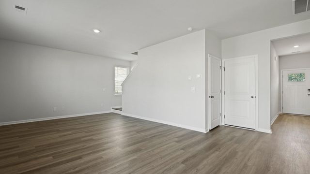 2975 Fernwood Drive, North Charleston, SC 29406