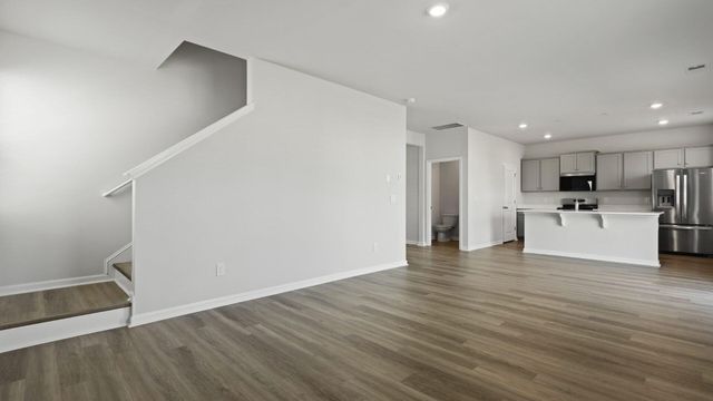 2975 Fernwood Drive, North Charleston, SC 29406