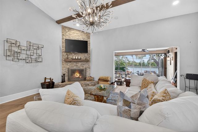 978 SAN CARLOS COURT NE, St Petersburg, FL 33702