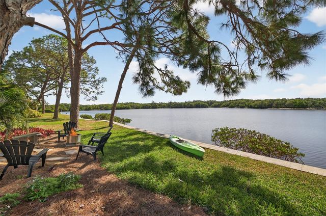 978 SAN CARLOS COURT NE, St Petersburg, FL 33702