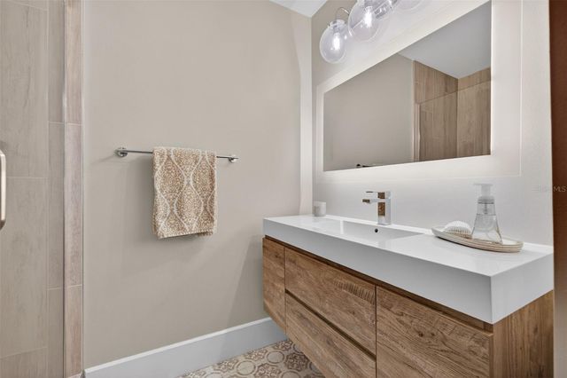 978 SAN CARLOS COURT NE, St Petersburg, FL 33702