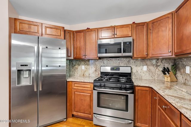 130 2nd Avenue, Toms River, NJ 08757