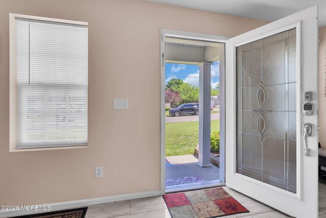 130 2nd Avenue, Toms River, NJ 08757