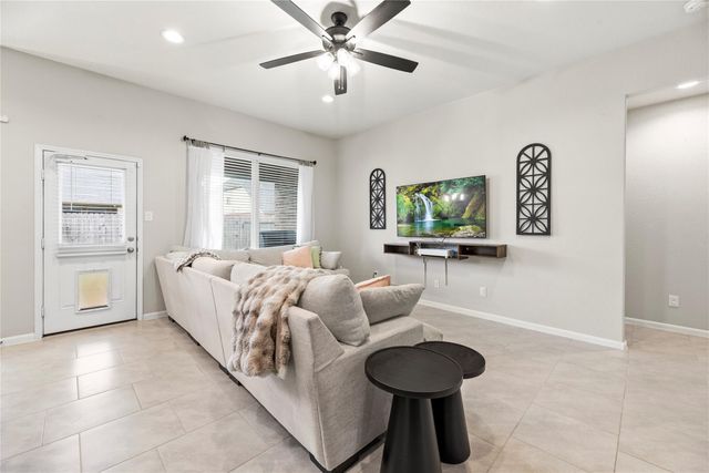 8618 Green Paseo Place, Rosenberg, TX 77469