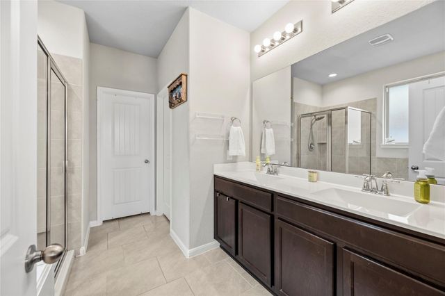 8618 Green Paseo Place, Rosenberg, TX 77469