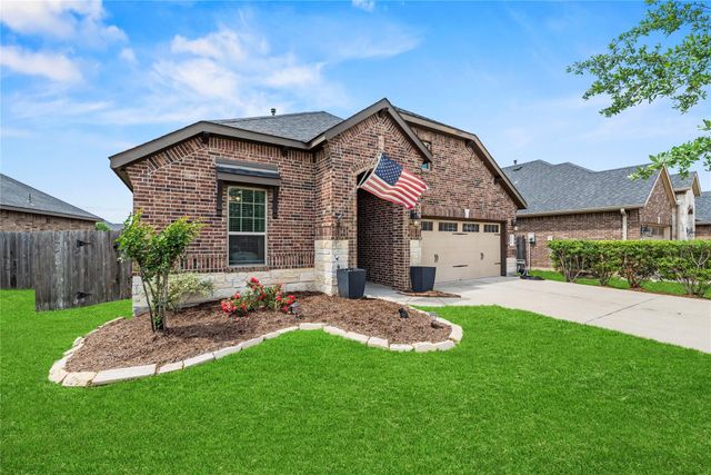 8618 Green Paseo Place, Rosenberg, TX 77469