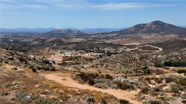 1 Newby, Temecula, CA 92592