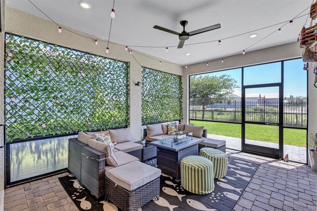 711 PINTAIL COVE, Bradenton, FL 34212