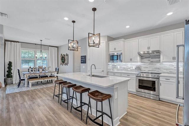 711 PINTAIL COVE, Bradenton, FL 34212