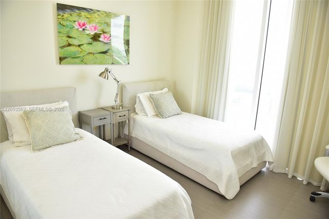 15811 Collins Ave 2905, Sunny Isles Beach, FL 33160