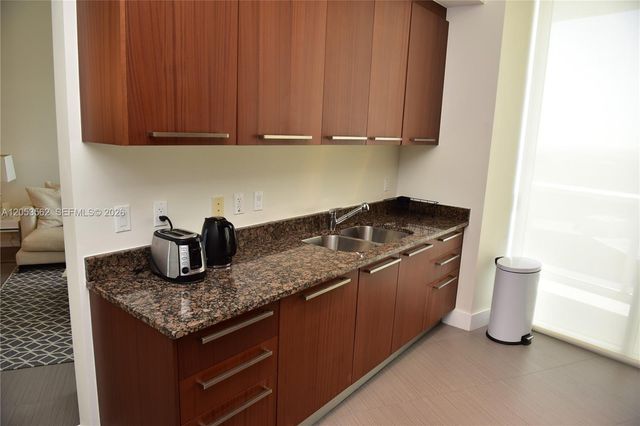 15811 Collins Ave 2905, Sunny Isles Beach, FL 33160