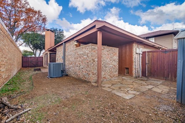 813 Woodway Lane, Richardson, TX 75081