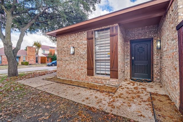 813 Woodway Lane, Richardson, TX 75081