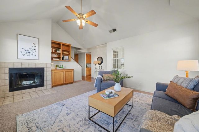 238 Highland Dr, Sutter Creek, CA 95685