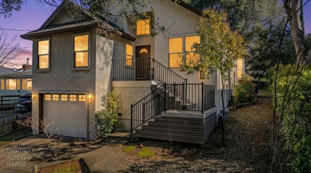 238 Highland Dr, Sutter Creek, CA 95685