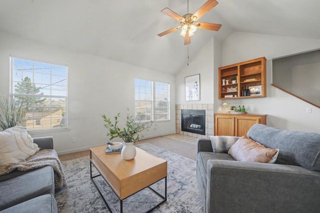 238 Highland Dr, Sutter Creek, CA 95685