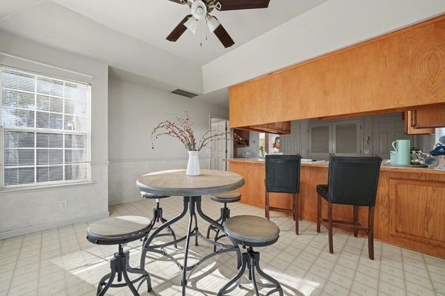 238 Highland Dr, Sutter Creek, CA 95685