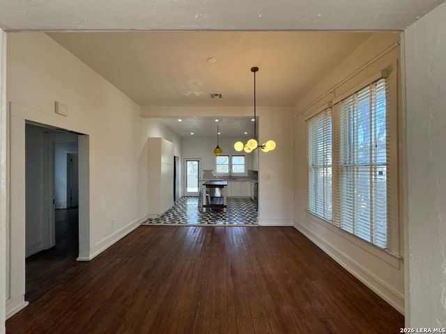 511 N Monumental, San Antonio, TX 78202