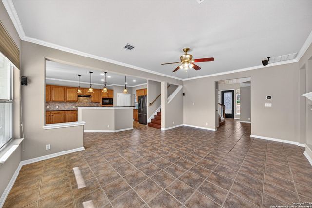 1018 Peg Oak, San Antonio, TX 78258