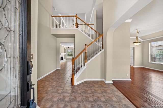 1018 Peg Oak, San Antonio, TX 78258