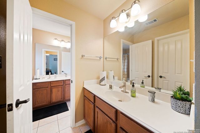 1018 Peg Oak, San Antonio, TX 78258