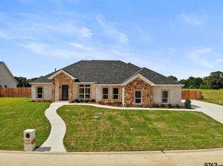 1005 Stone Haven, Mt Pleasant, TX 75455