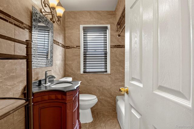 4645 Rosalie Street, Dearborn, MI 48126