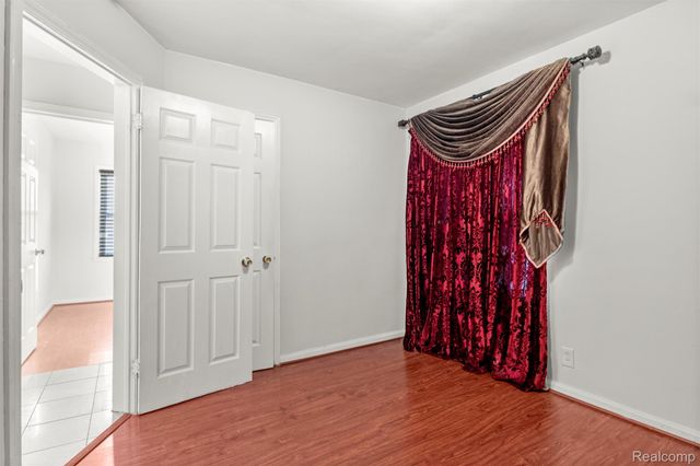 4645 Rosalie Street, Dearborn, MI 48126