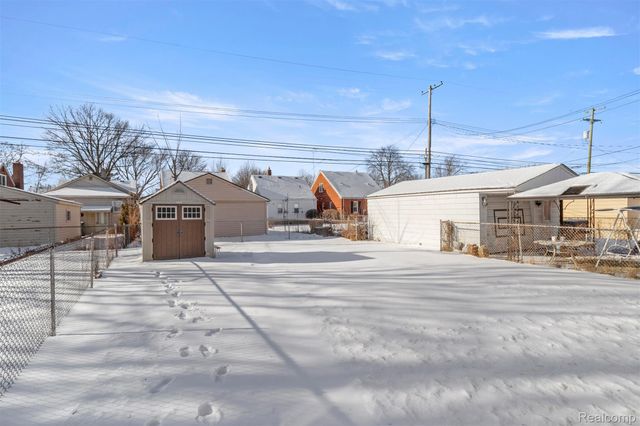4645 Rosalie Street, Dearborn, MI 48126
