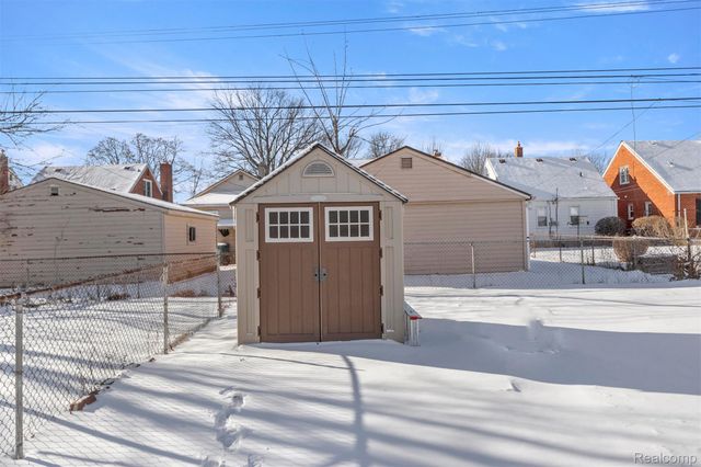 4645 Rosalie Street, Dearborn, MI 48126