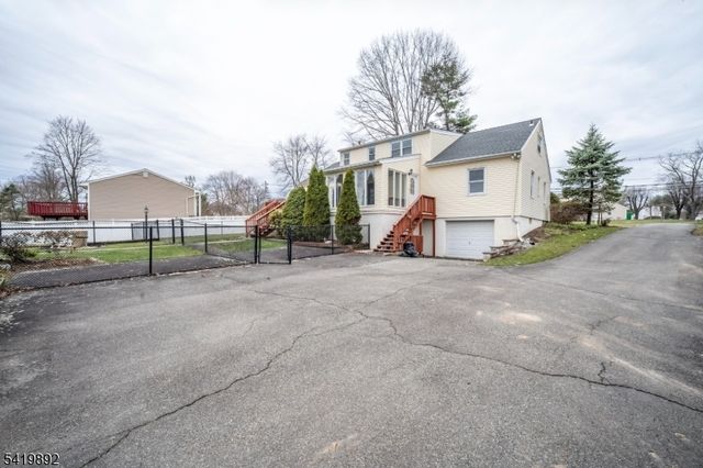 119 Reynolds Ave, Parsippany-troy Hills Twp., NJ 07054