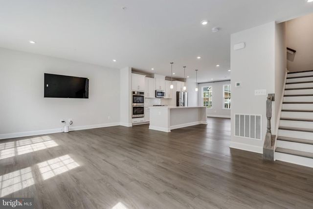 3817 POLO PL, Upper Marlboro, MD 20772