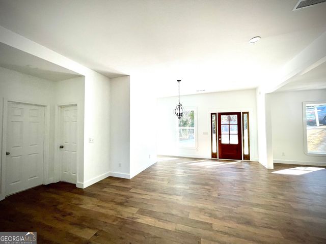 175 Hillcrest Street, Cornelia, GA 30531
